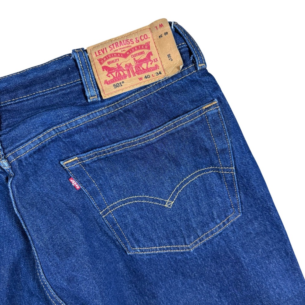 Levis 501 Original Fit Jeans Mens 40x34 Dark Wash Indigo Button Fly 00501-0000